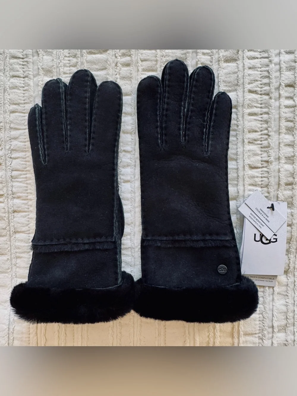 NWT Ugg Womens Seamed Sheepskin Suede Gloves Handsewn, Touchscreen, Black, Small